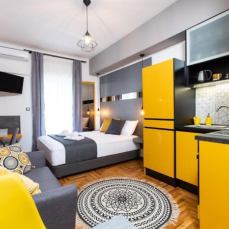 Downtown Luxury Boutique Suites : The Yellow Suite Selanik Dış mekan fotoğraf